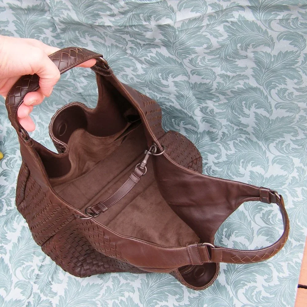EUC Bottega Veneta Intrecciato Brown Leather Hobo/Shoulder bag